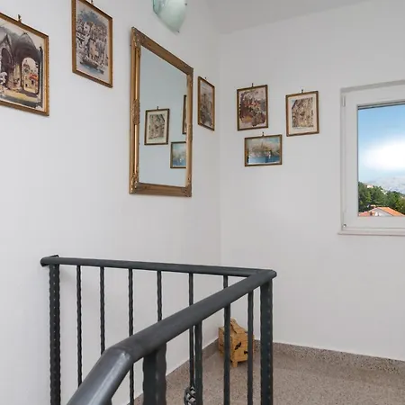 Holiday home Lovely In Stanici With Outdoor Swimming Pool